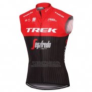 2017 Windvest Trek Segafredo Rood en Zwart