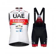 2021 Windvest UAE Wit Rood Korte Mouwen en Koersbroek